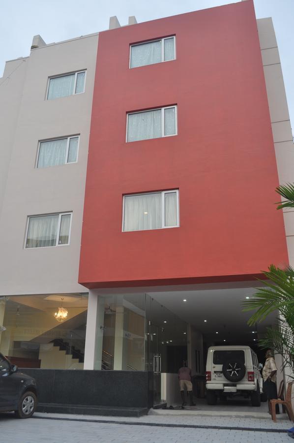Vettoor Nanas Inn Ettumanoor Exterior photo